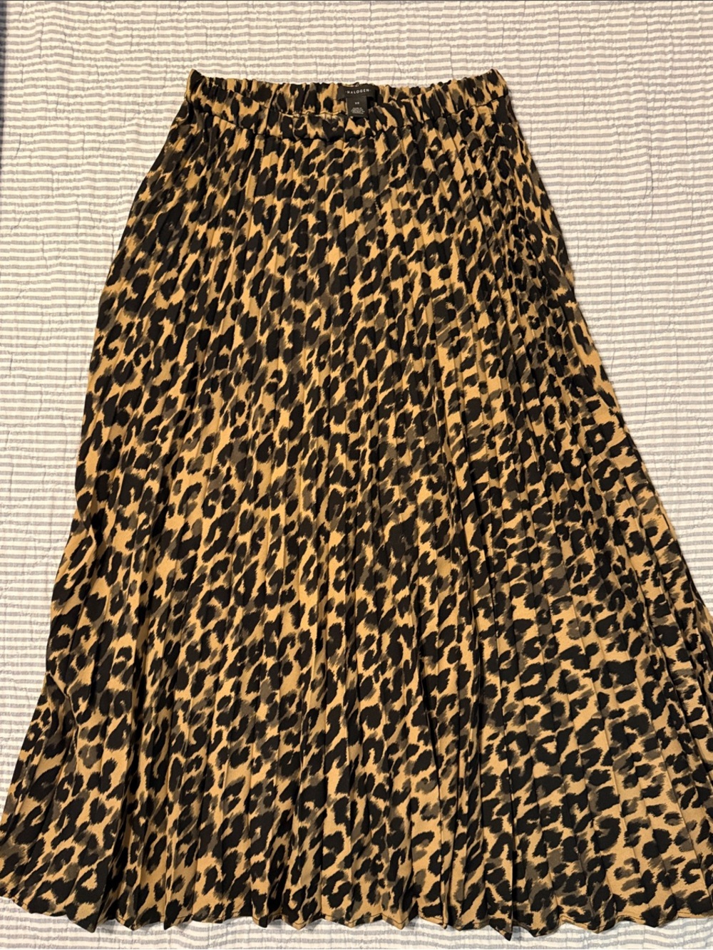 Halogen Leopard Print Pleated Midi Skirt - Black & Tan